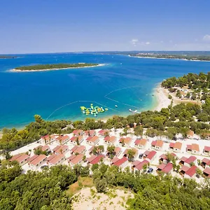 2* Parque de vacaciones Brioni